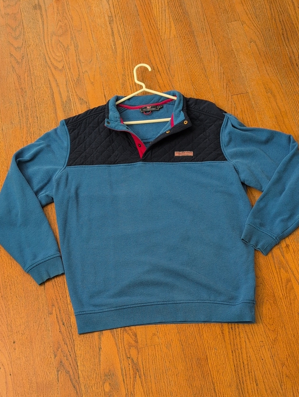 Vineyard Vines Teal Fleece Pullover with Black Quilted Yoke